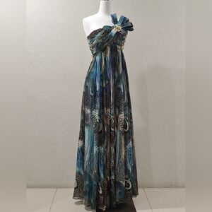 CCO | Formal Gown | 34" to 37" bust adjustable Flower chest details